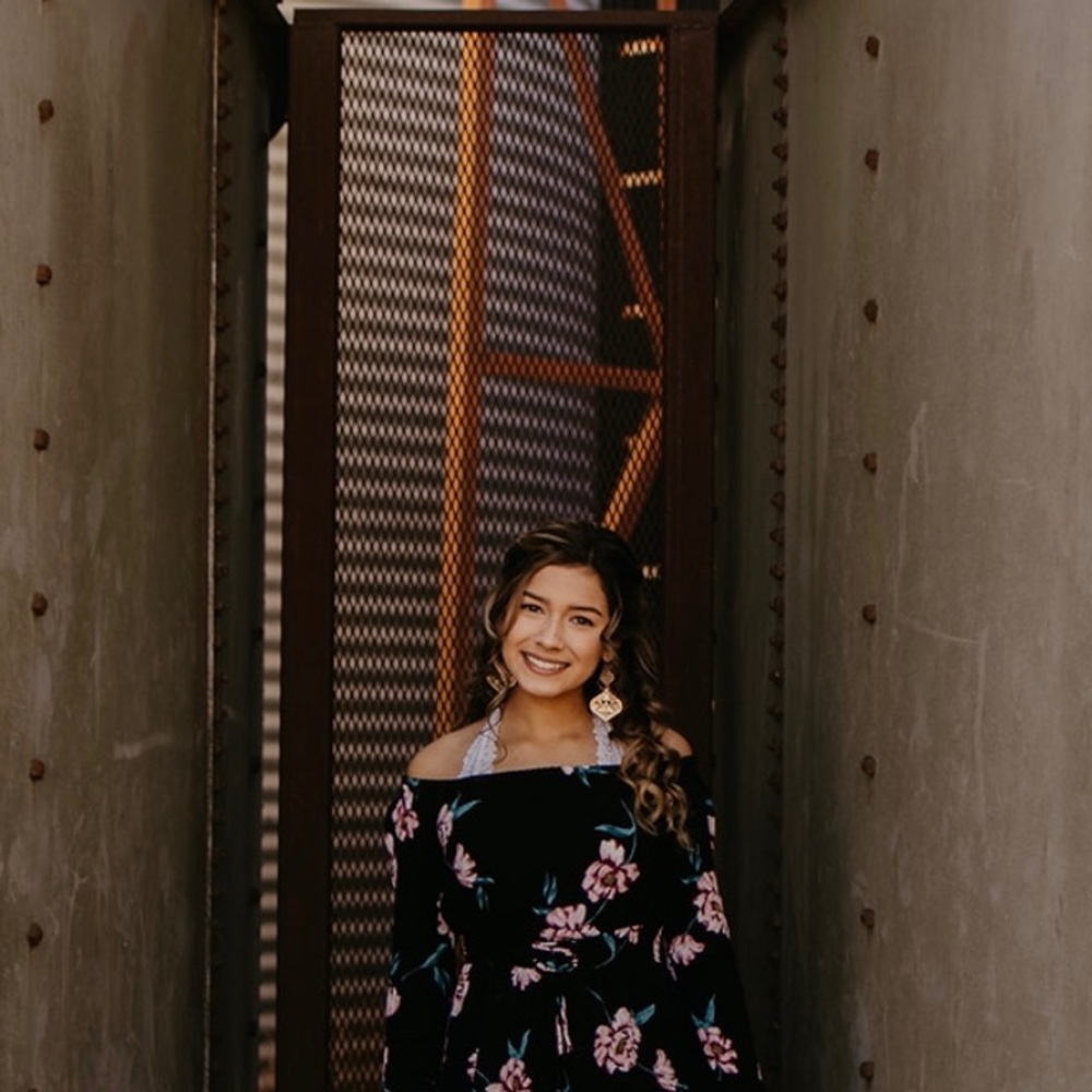 Meet your Posher, Jazmin